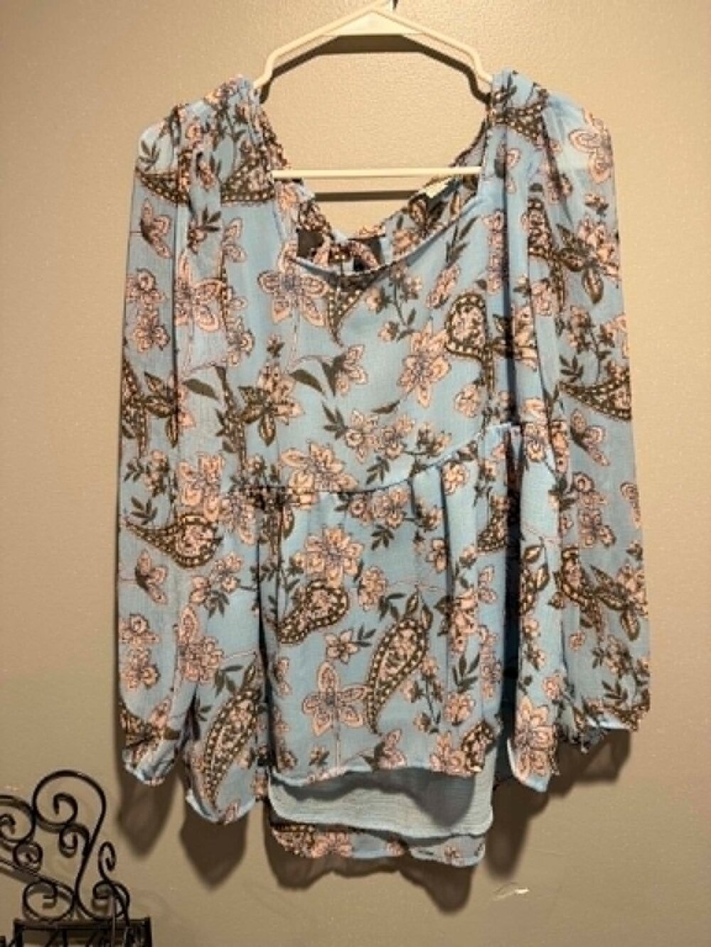American Eagle Blouse Medium